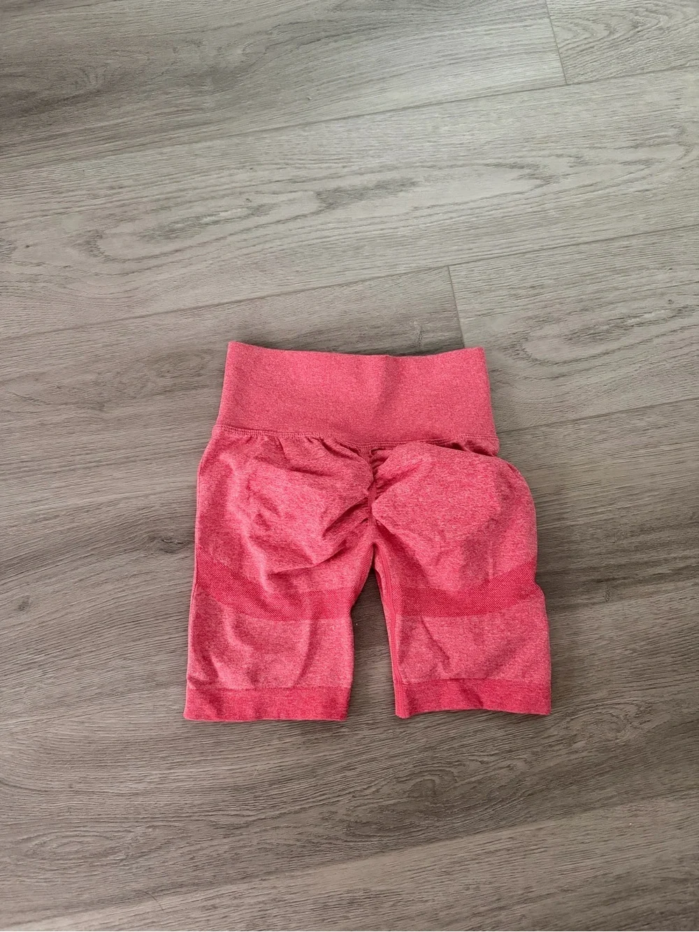 Seamless High-Waist Pink Scrunch Bike Shorts